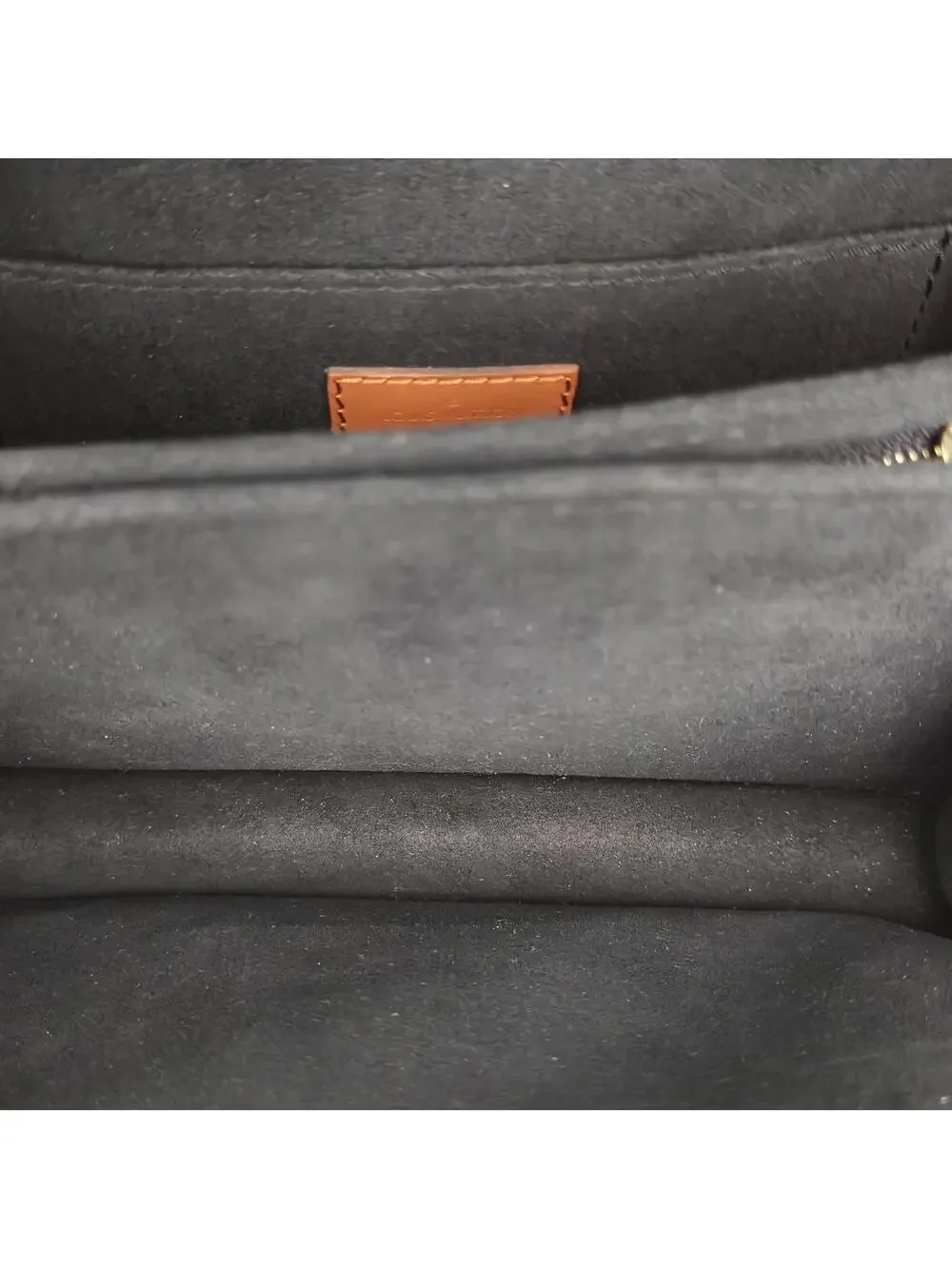Louis Vuitton Dauphine Medium 25Cm Pvc #360125L13B